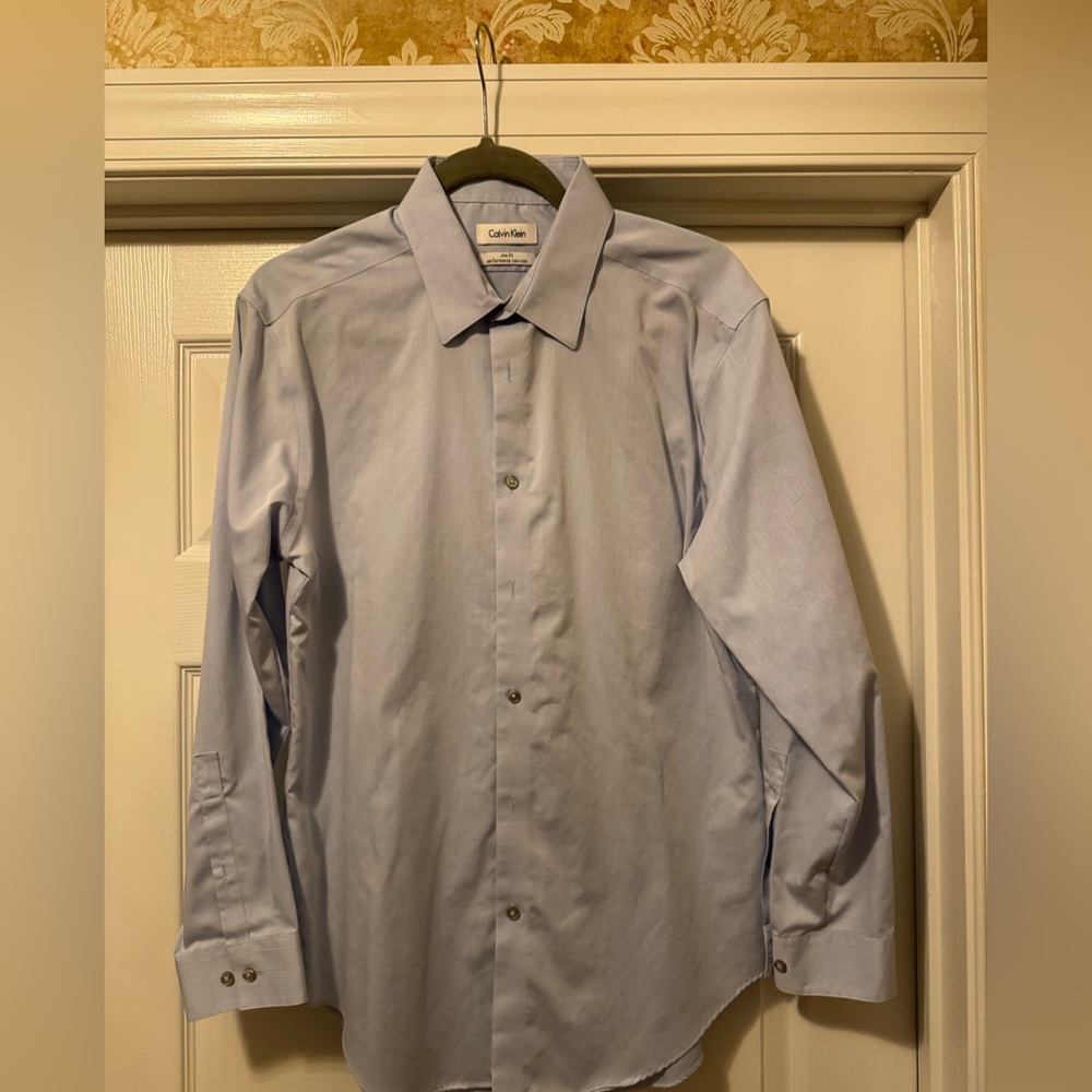 Calvin Klein Men's Sky Blue Dress Shirt (Non-Iron) Slim Fit